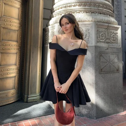 Elegant Off-shoulder Black Dress - Image 3